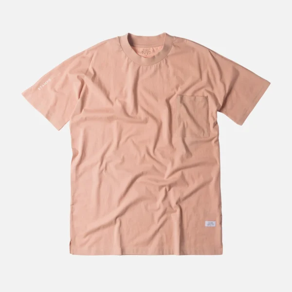 stampd mock neck pocket tee in blush - KITH-SHOP